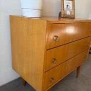 Lovely vintage chest of drawers from the 1960s.