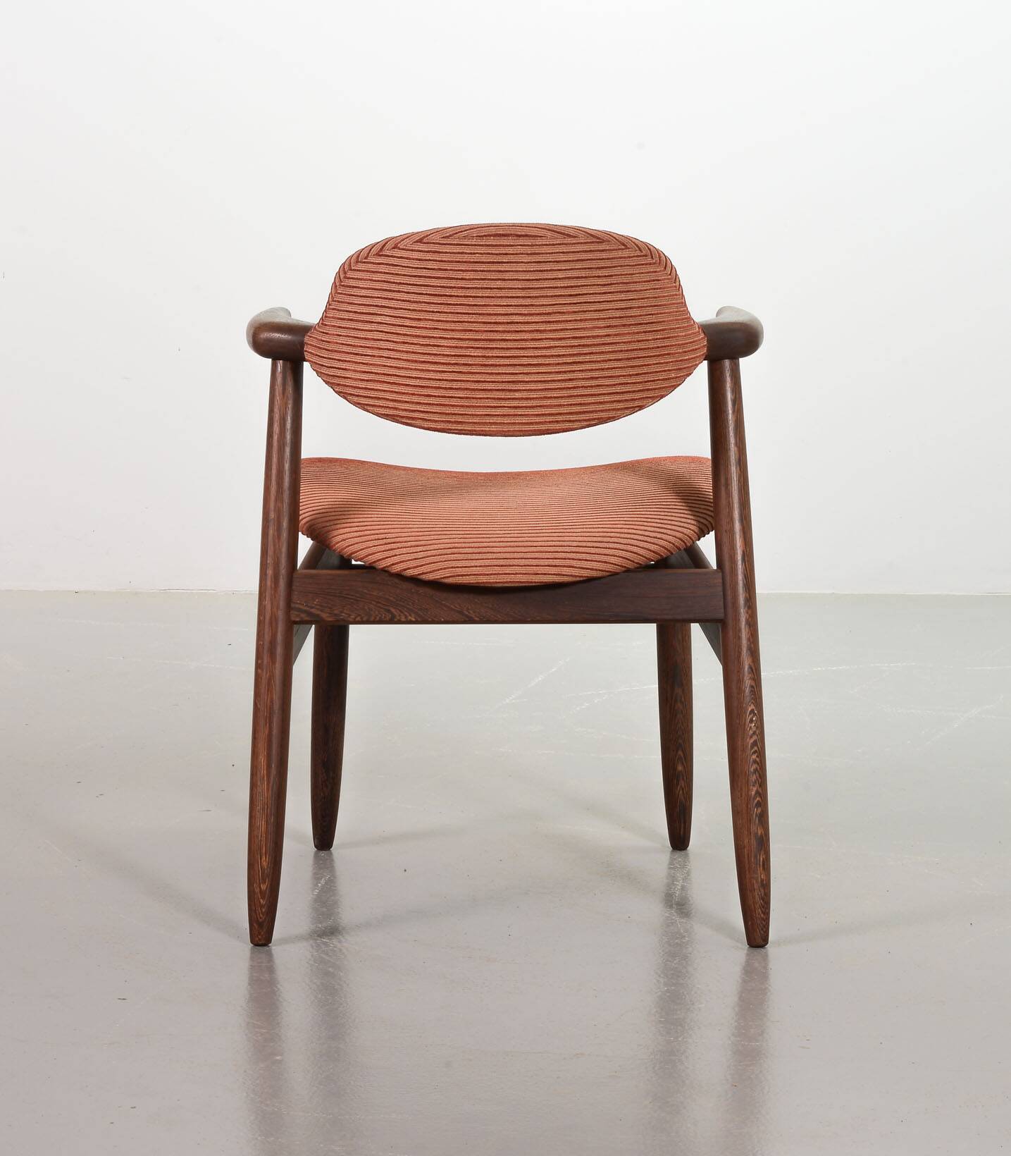 4 Wenge Cowhorn Tijsseling Dining Chairs with Stone Red Fabric, Hulmefa 60s