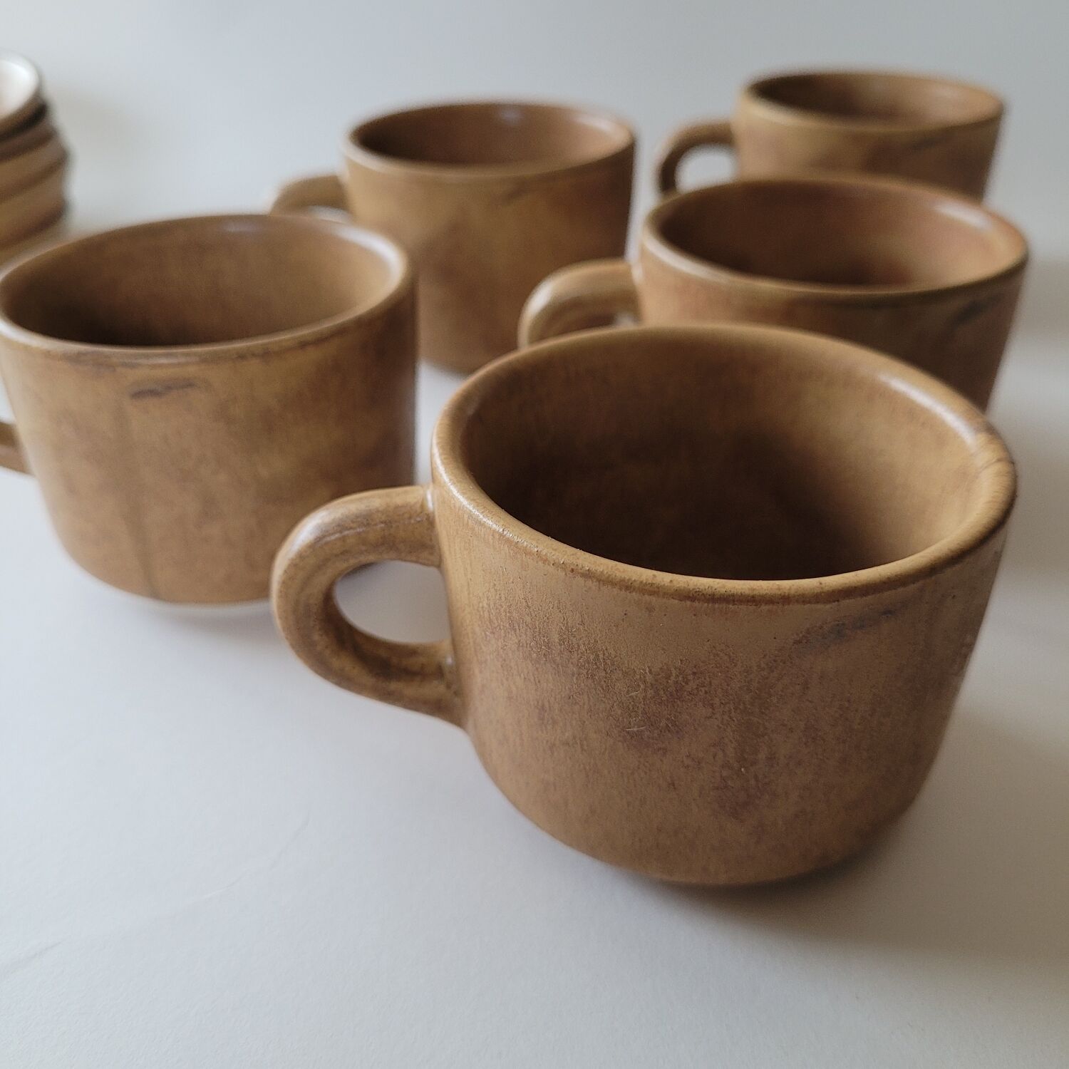 Lot 5 teacups and stoneware cups