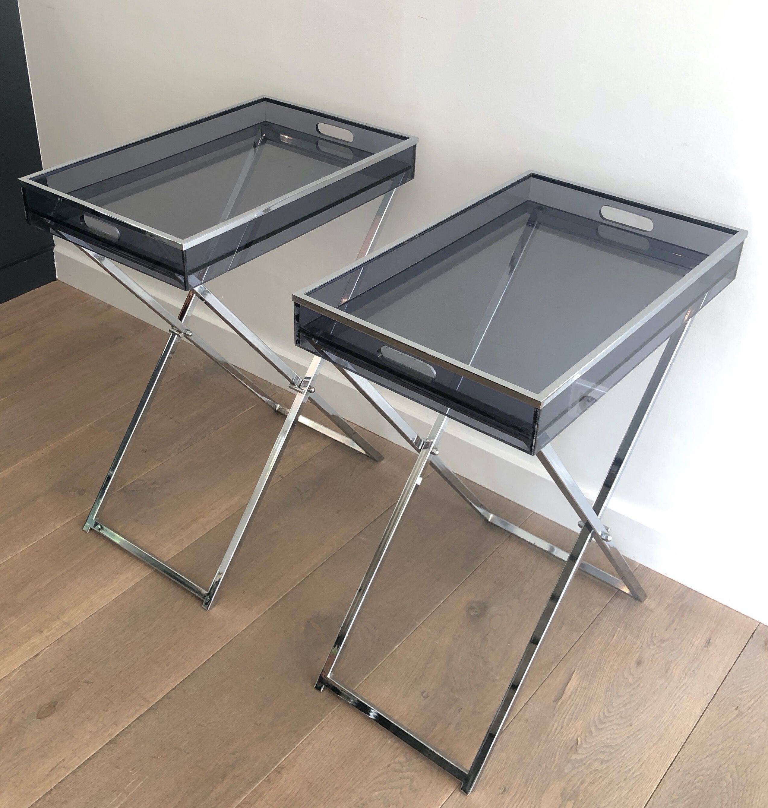 Paire de bouts de canapé en plexiglas et chrome