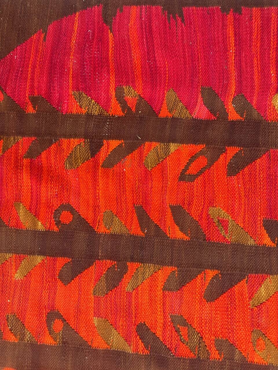 Vintage scandinavian rug from the 70s, hand-woven