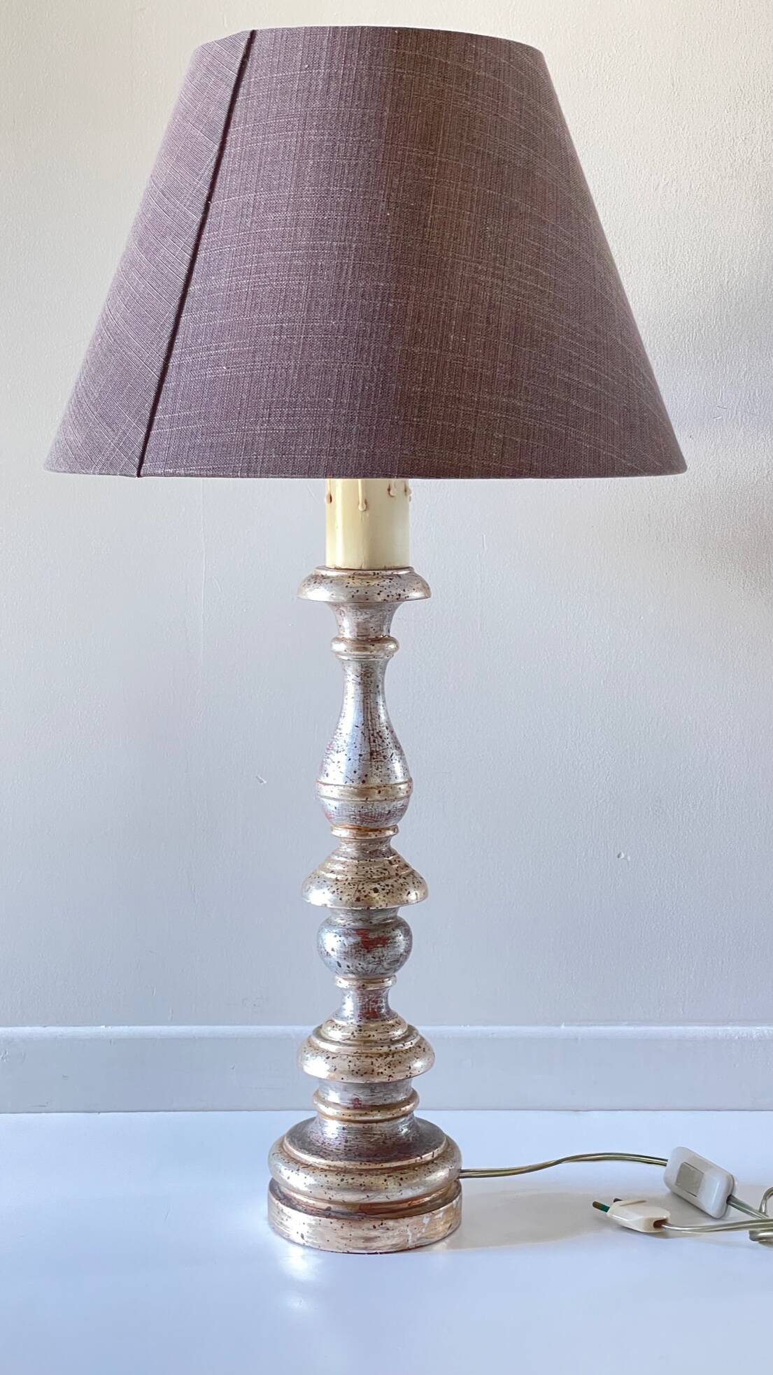 Lampe haute bois argenté l'acropole - paris