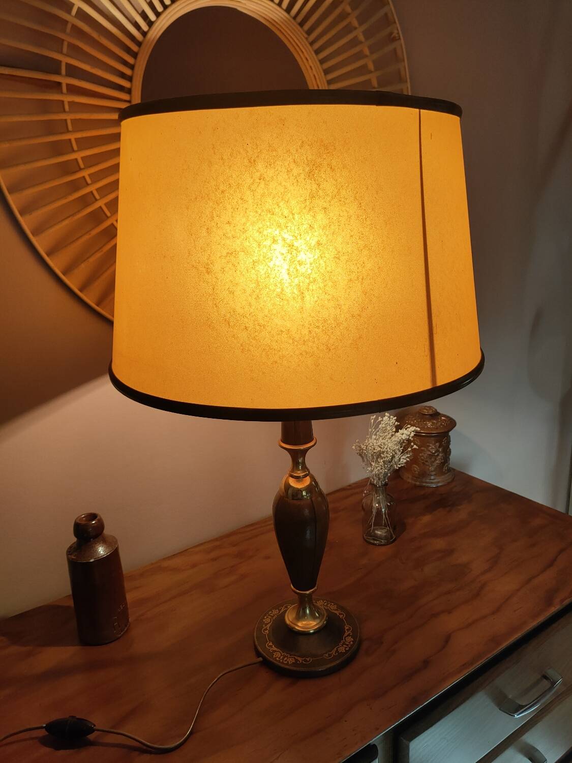 Le Tanneur leather and brass desk lamp