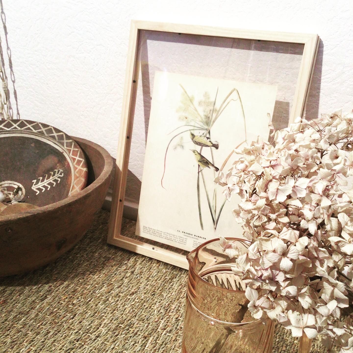 Double-sided ornithological setting