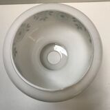 Opaline blanche à motifs fleurs vertes