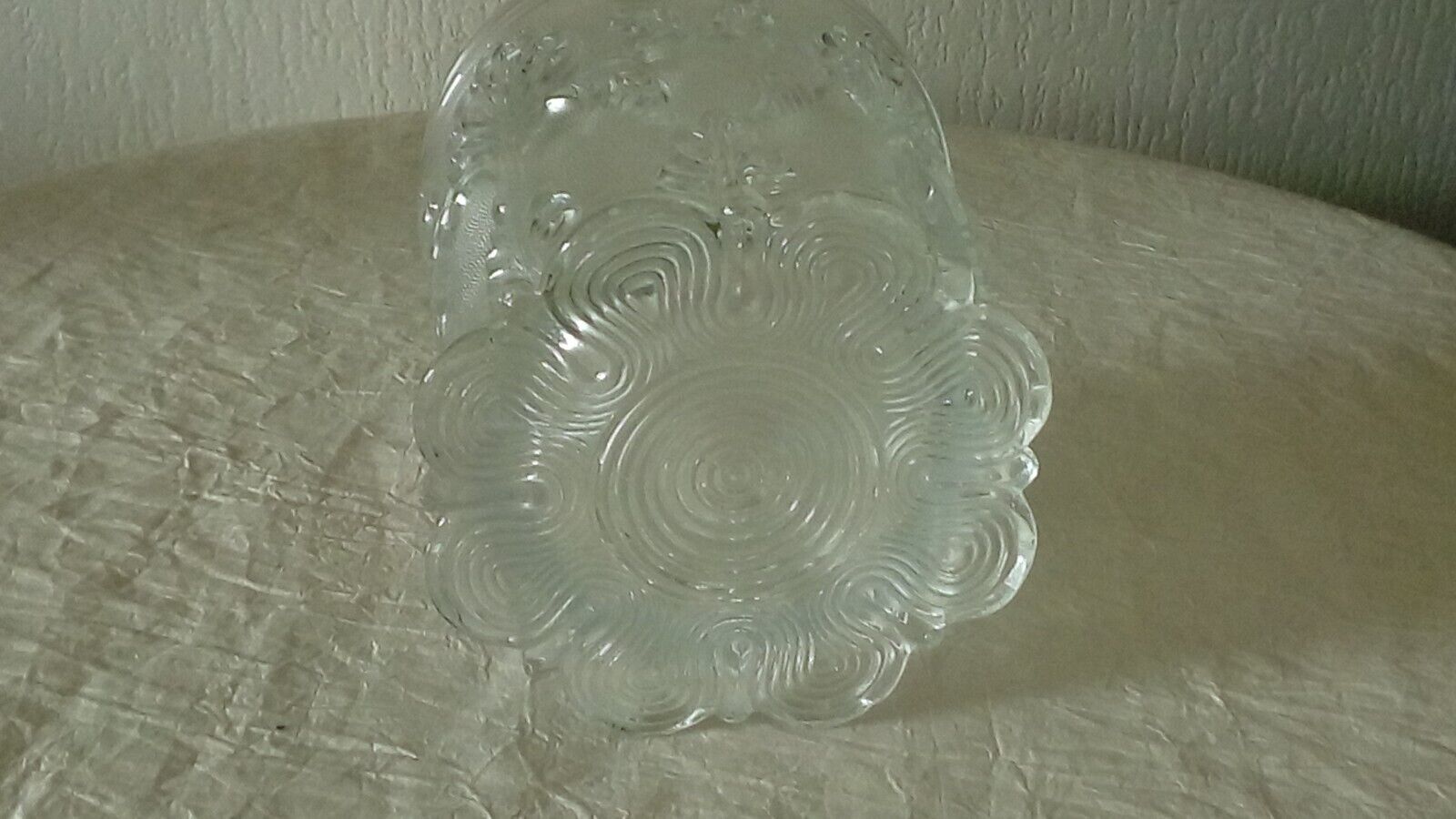 Vase à violette en cristal taillé époque Charles X 19ème