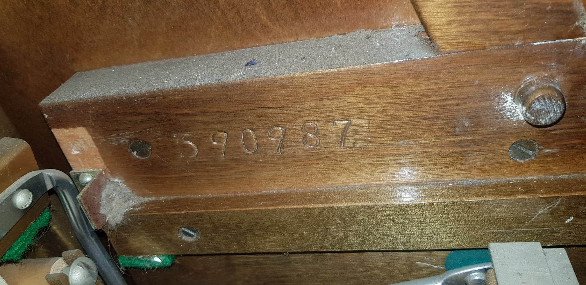 Piano Console Yamaha