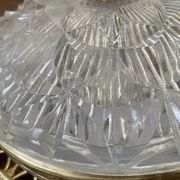 Plafonnier vintage verre taillé et métal doré