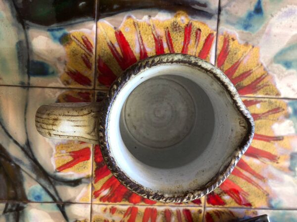 Pichet en céramique de Vallauris signé GIRAUD Marcel