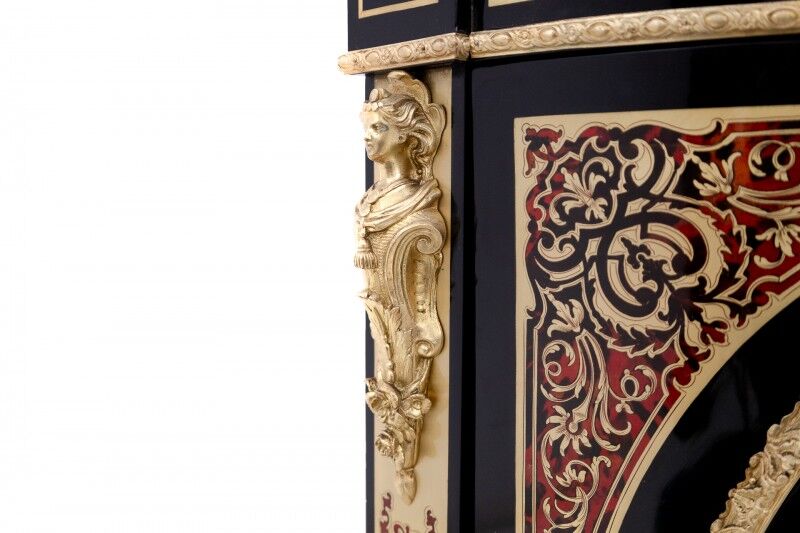 Antique corner chest of drawers in the Boulle style, France, mid-19th century. After renovation.