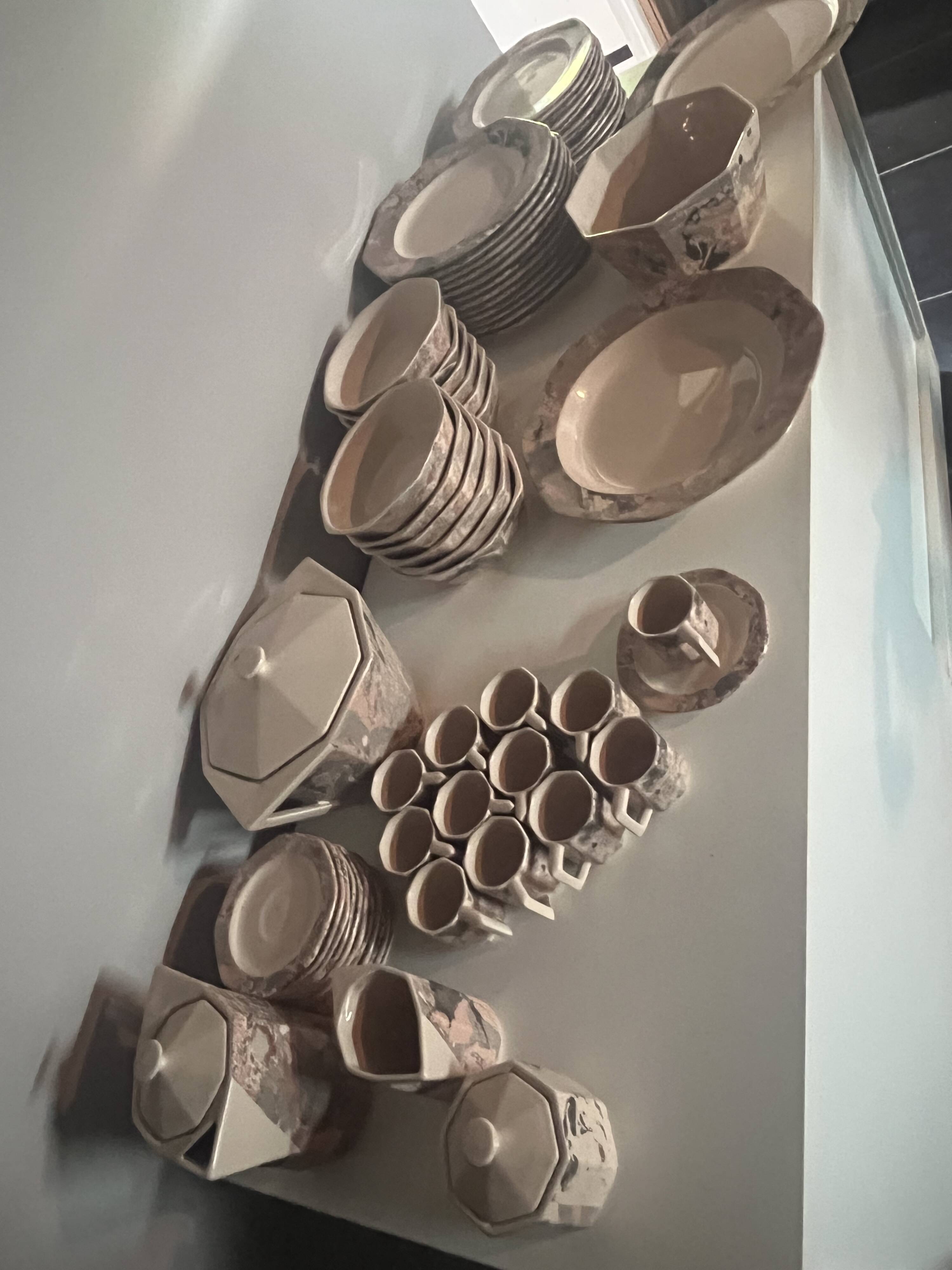 Tableware and coffee service Longchamp