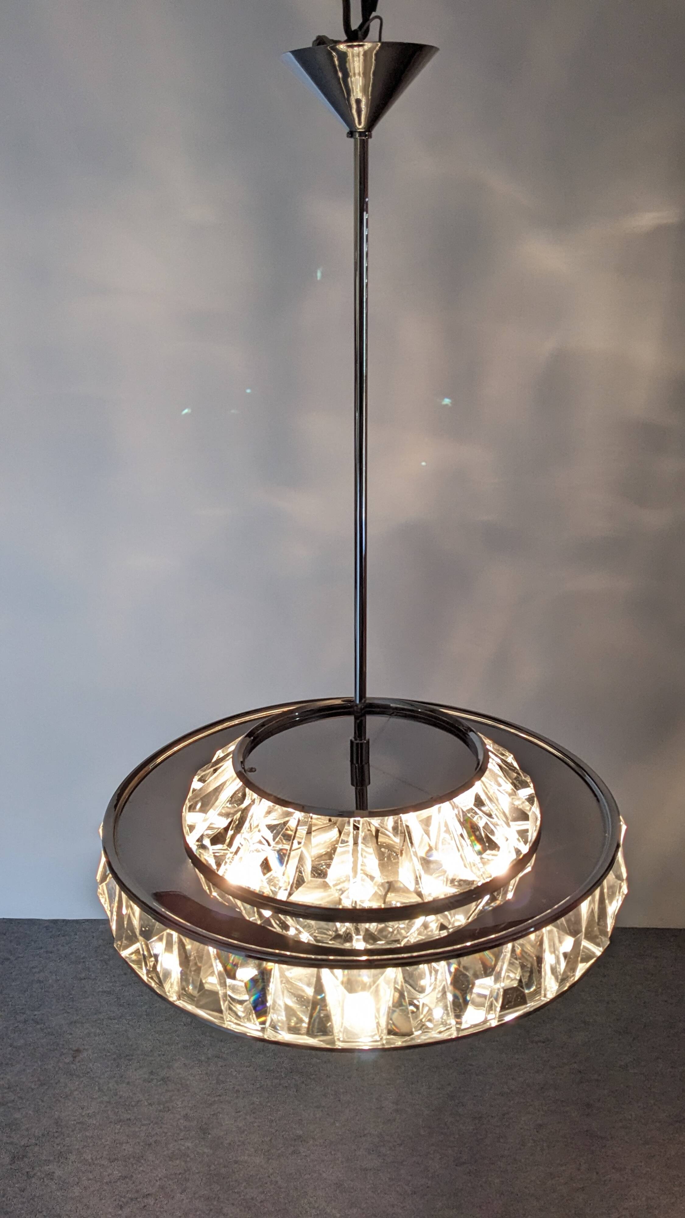 Lustre soucoupe en cristal par Kinkeldey, Autriche vers 1970