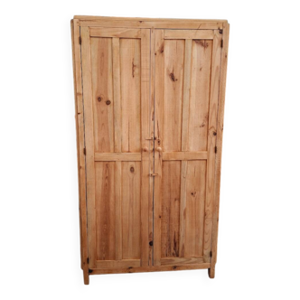 Armoire ancienne