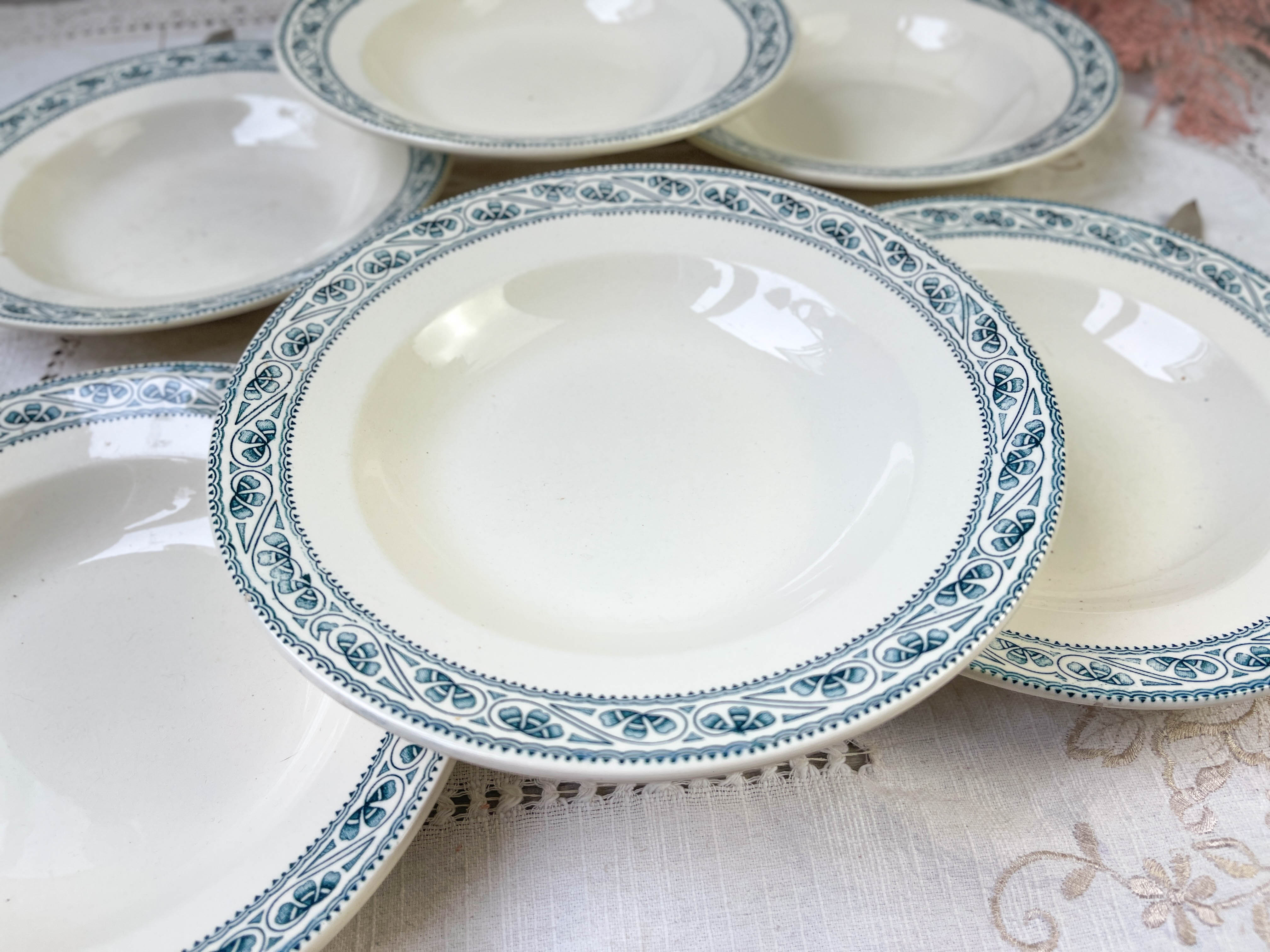 6 deep plates in Boulenger blue ironstone “Champigny”
