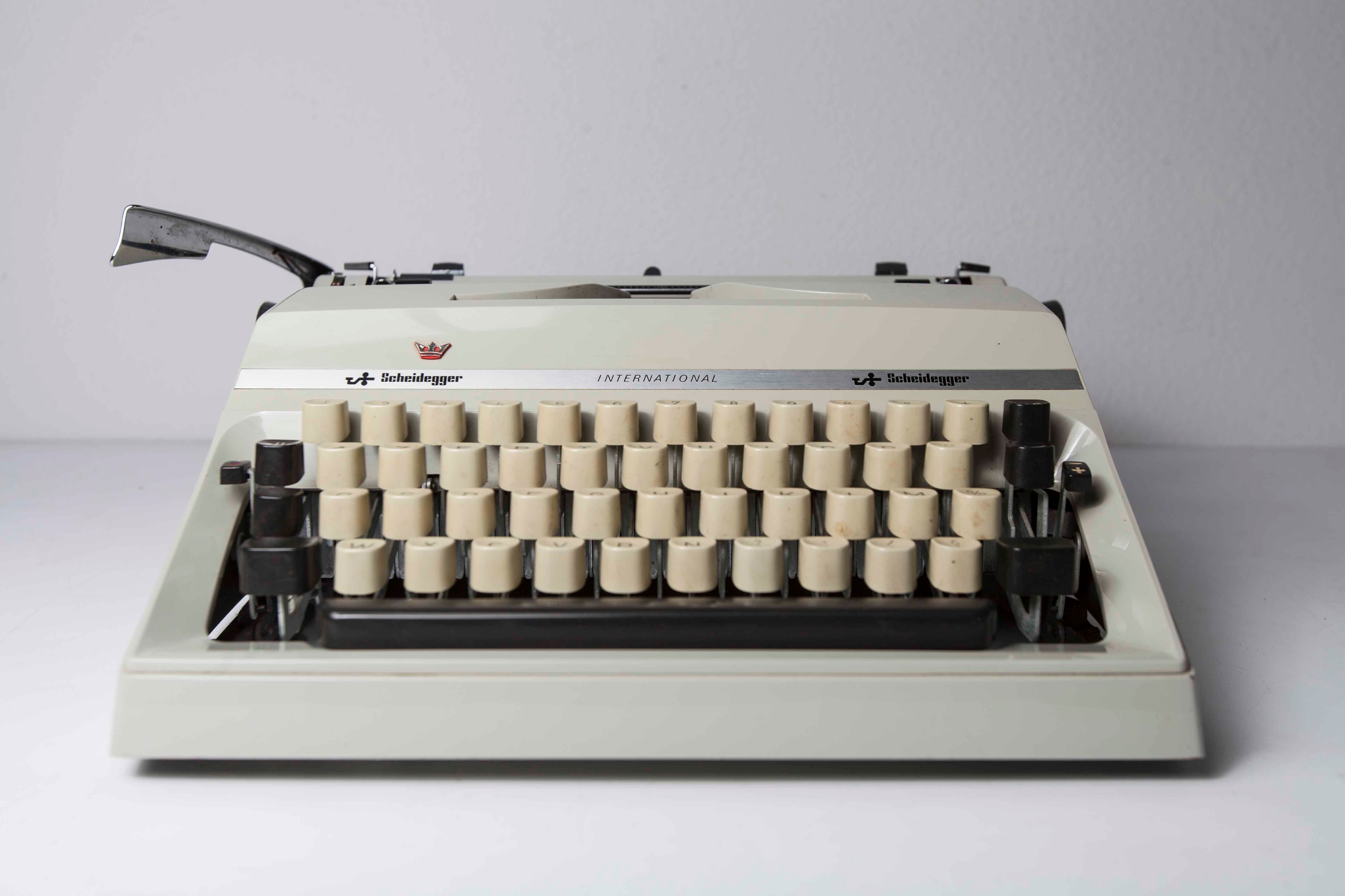 Revised Scheidegger International typewriter
