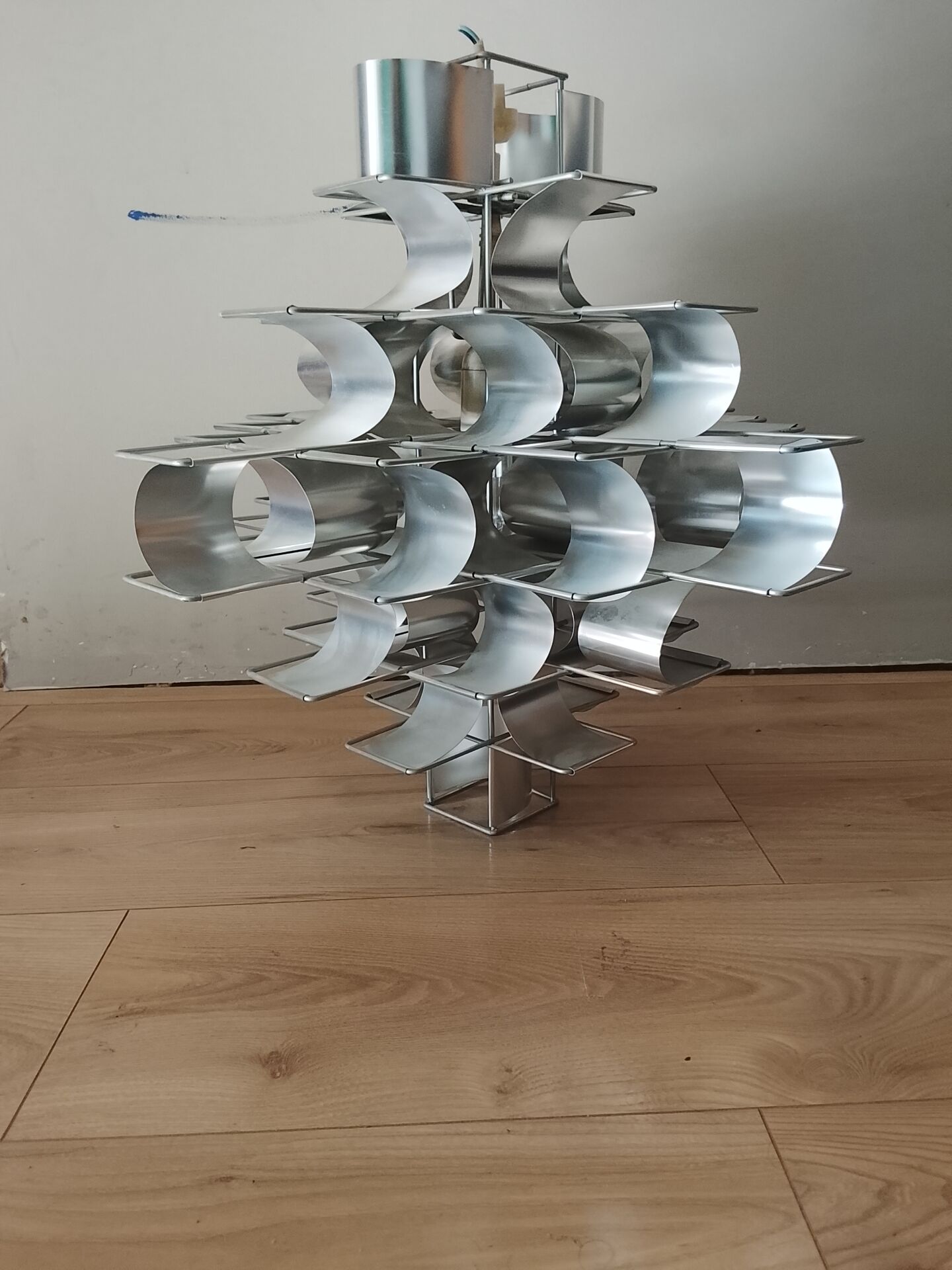 Suspension "Cassiopée" par Max Sauze