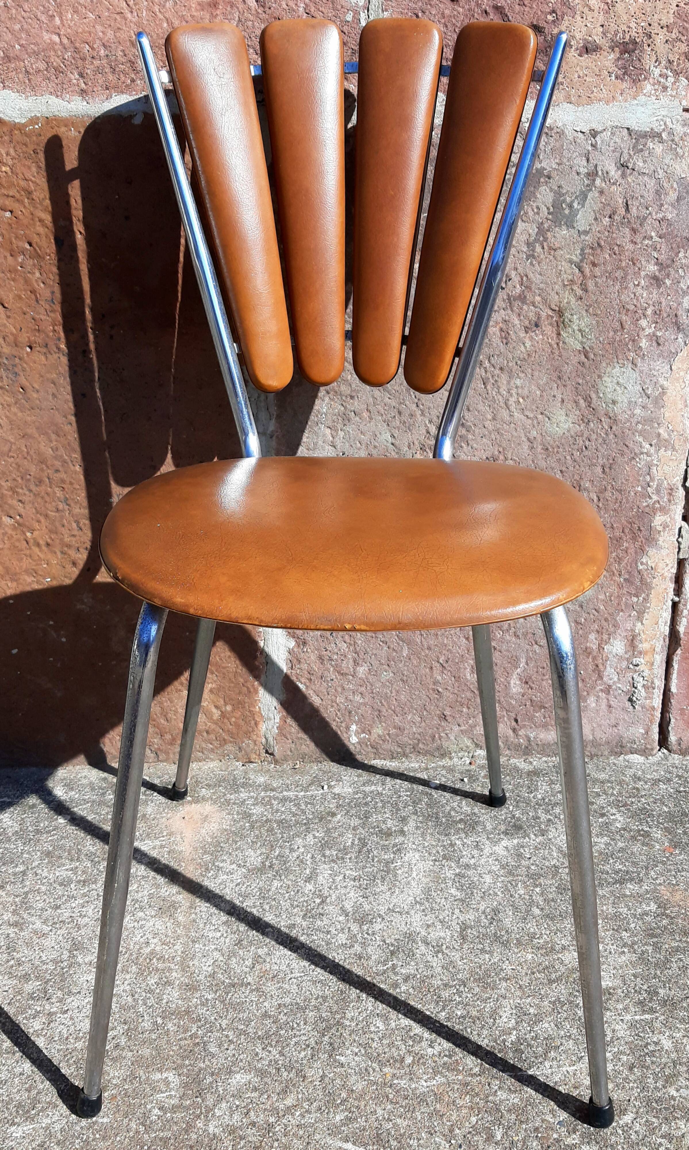 Lot de 6 chaises "pétale" de Soudéxvinyl