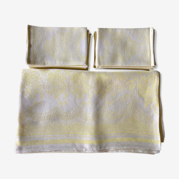 Yellow damask tablecloth 12 napkins