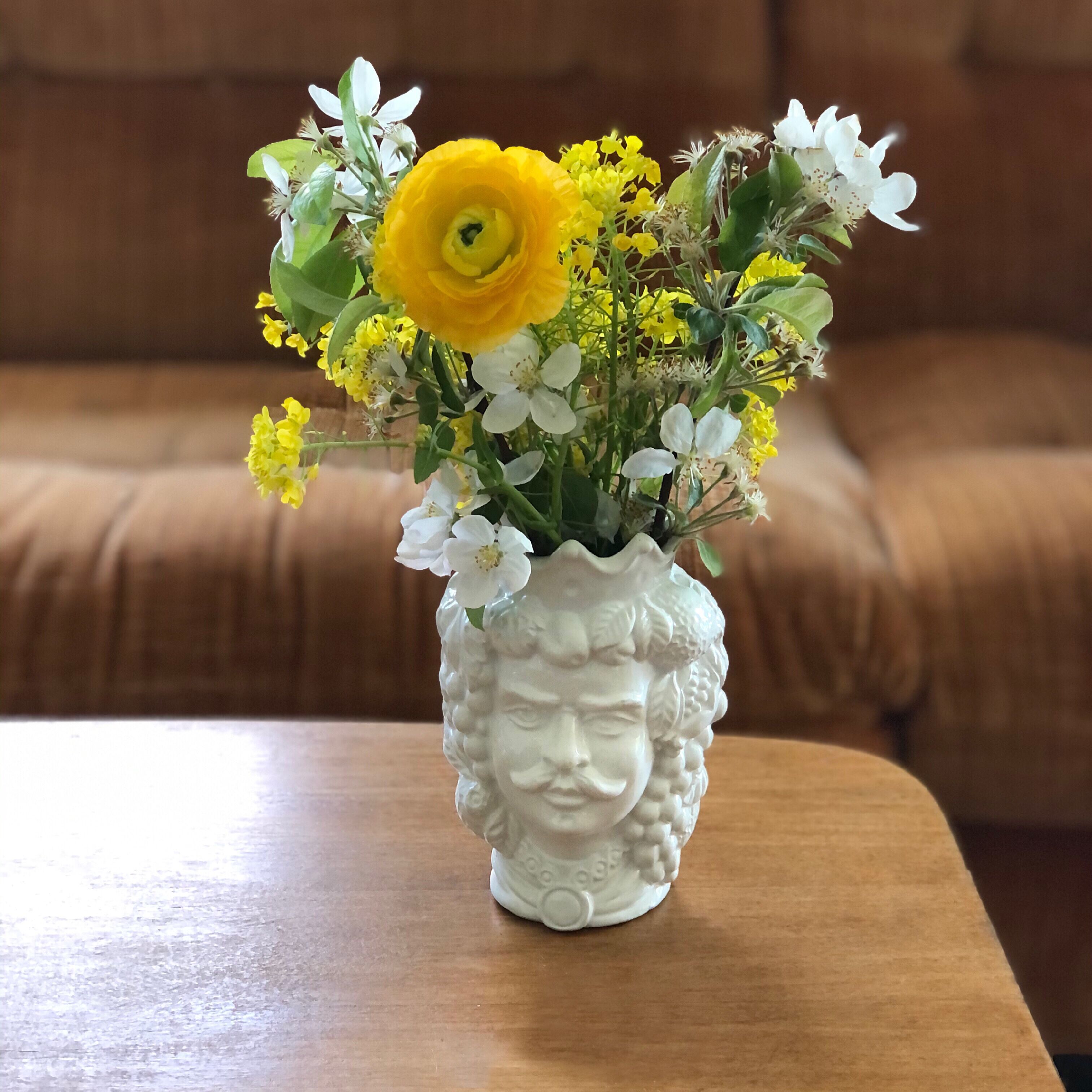 Double-faced vase