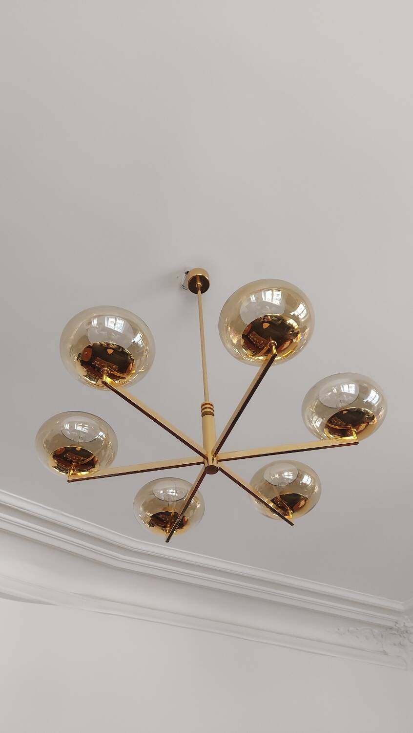 6-light chandelier by Italian designer Gaetano Sciolari gilded with fine gold and iridescent and light amber glass - 1970s - Vintage