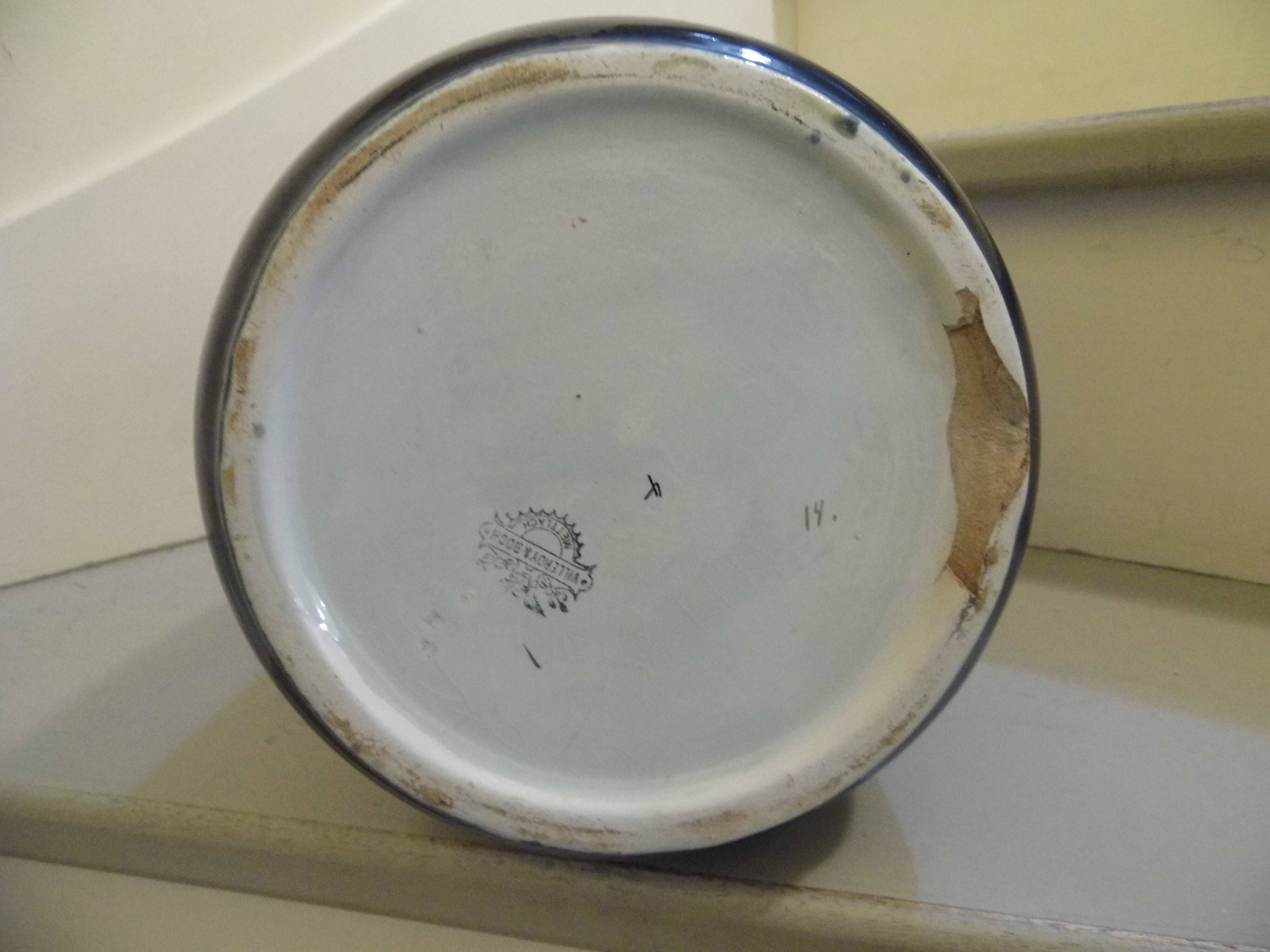 Pitcher, water broc earthenware Villeroy and Boch, late nineteenth century early XX th century