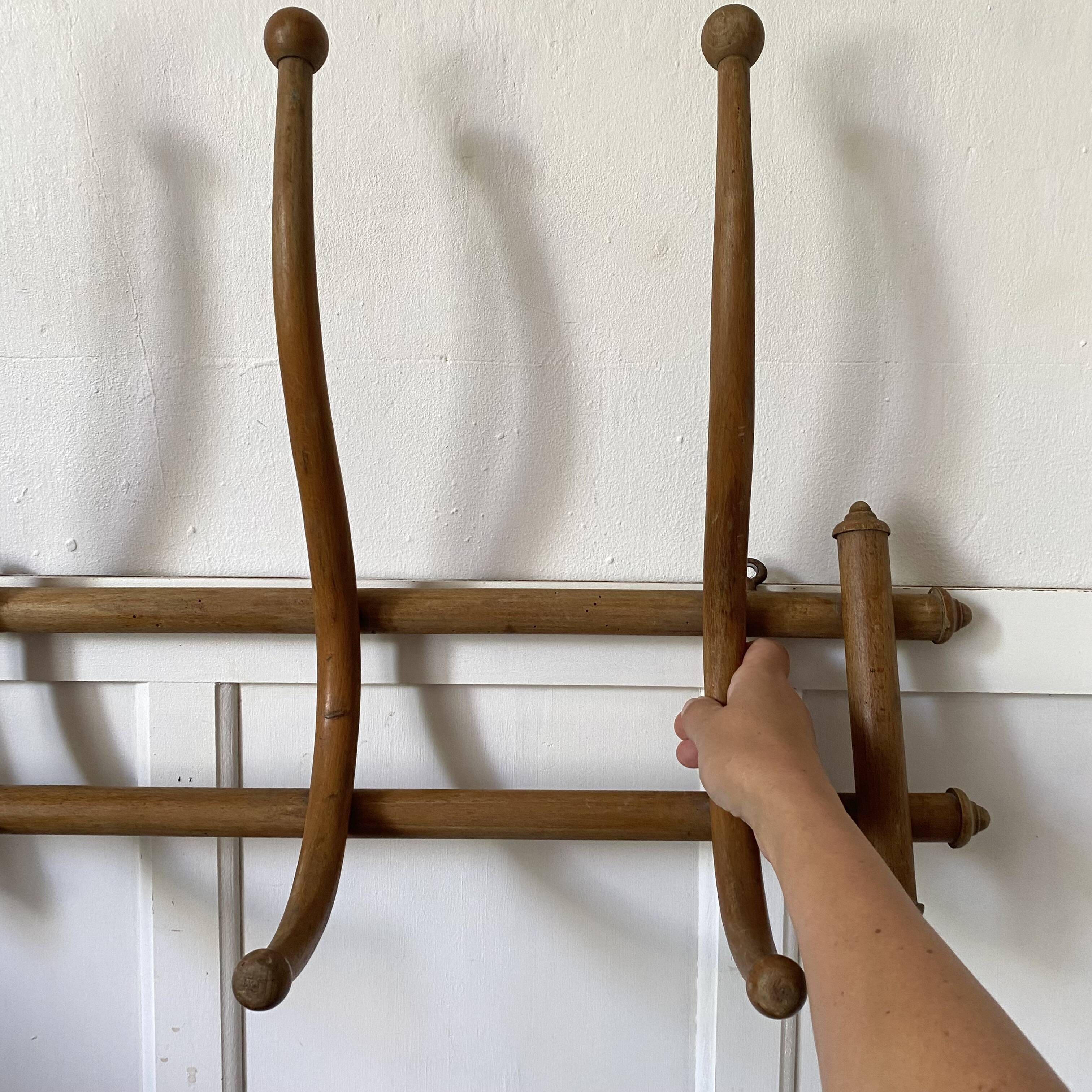 Thonet 1900 curved wooden wall coat rack