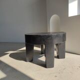 Quadripod coffee table in black monoxyl solid wood