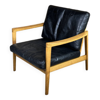 Fauteuil scandinave vintage 70,S en teck et cuir noir