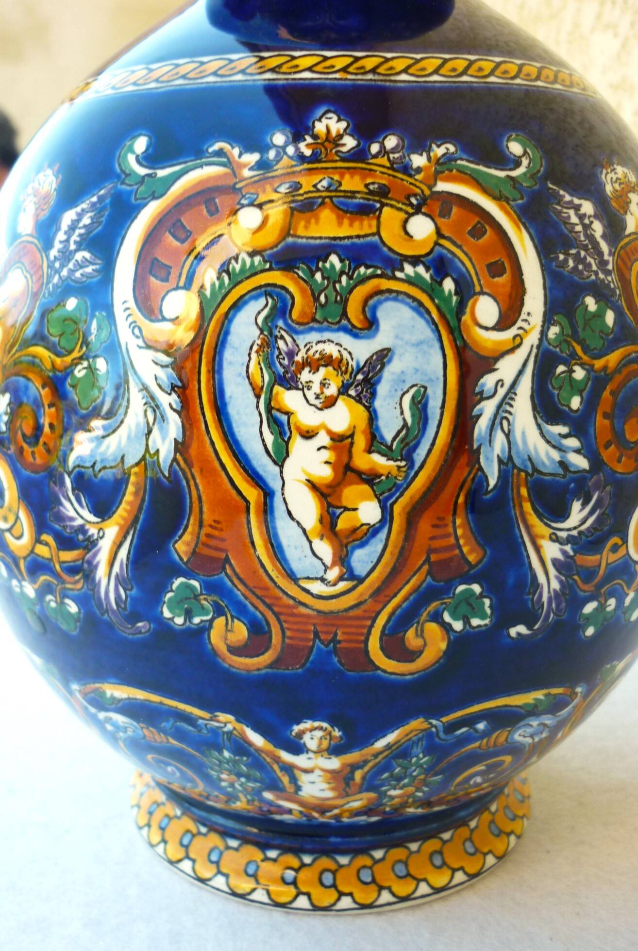 Large pitcher vase, Gien earthenware, Renaissance model, 1940s/50s.