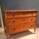 Commode style Louis XV I à trois tirroirs