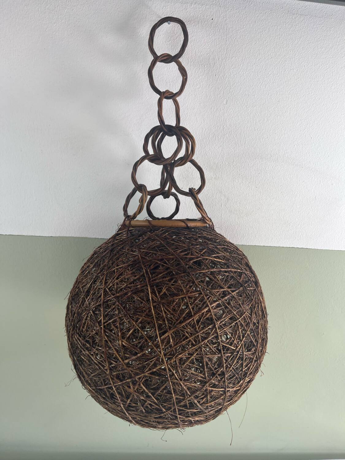 Suspension boule osier
