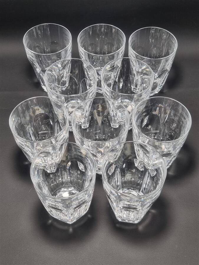 Set of 10 crystal glasses