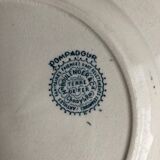 Lot of 3 flat plates in earthenware Choisy the King Iron Earth model Pompadour
