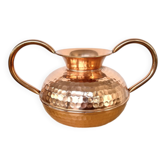 Villedieu hammered copper pot vase with handles, 20th century