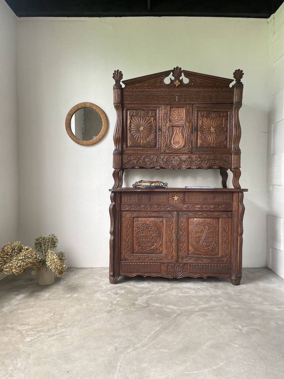 Auvergne brutalist folk art furniture 1890