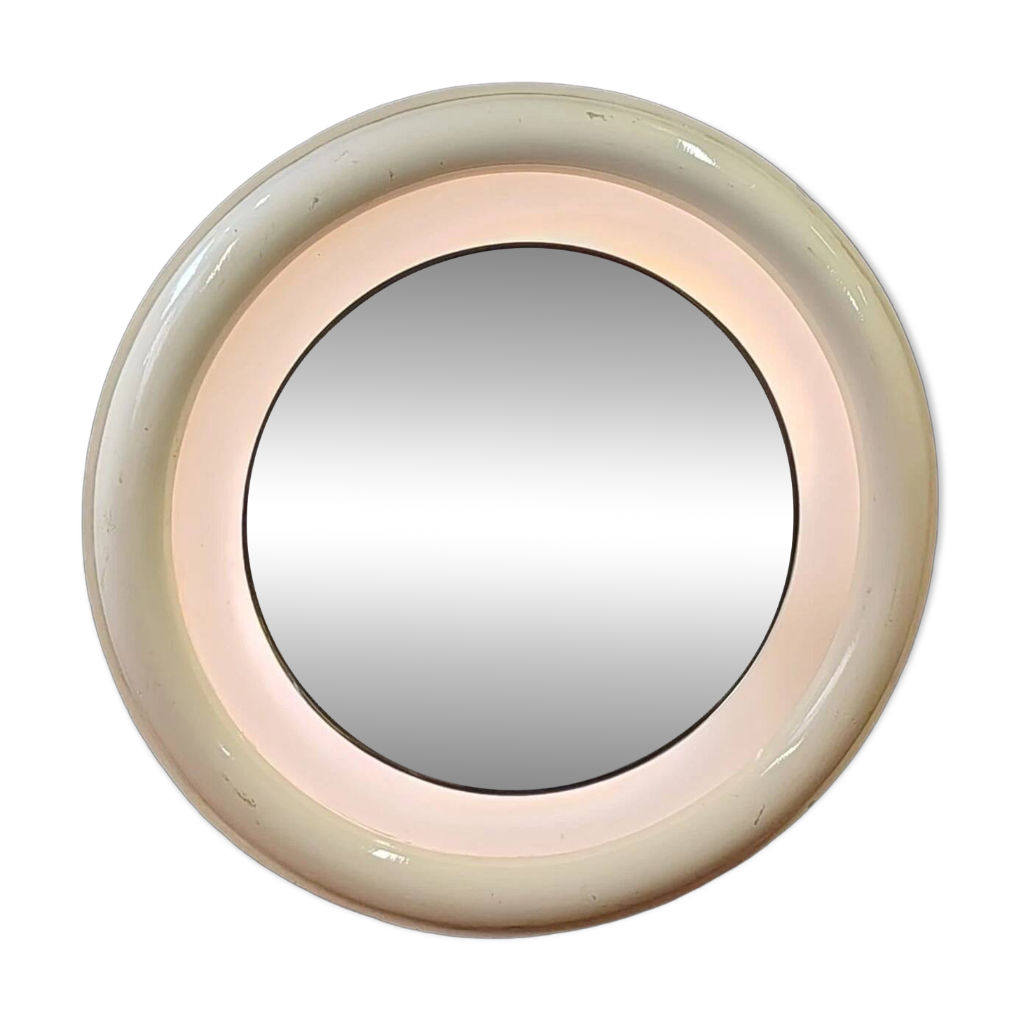 1970s mirror with integrated lighting, futuristic design, vintage wood.