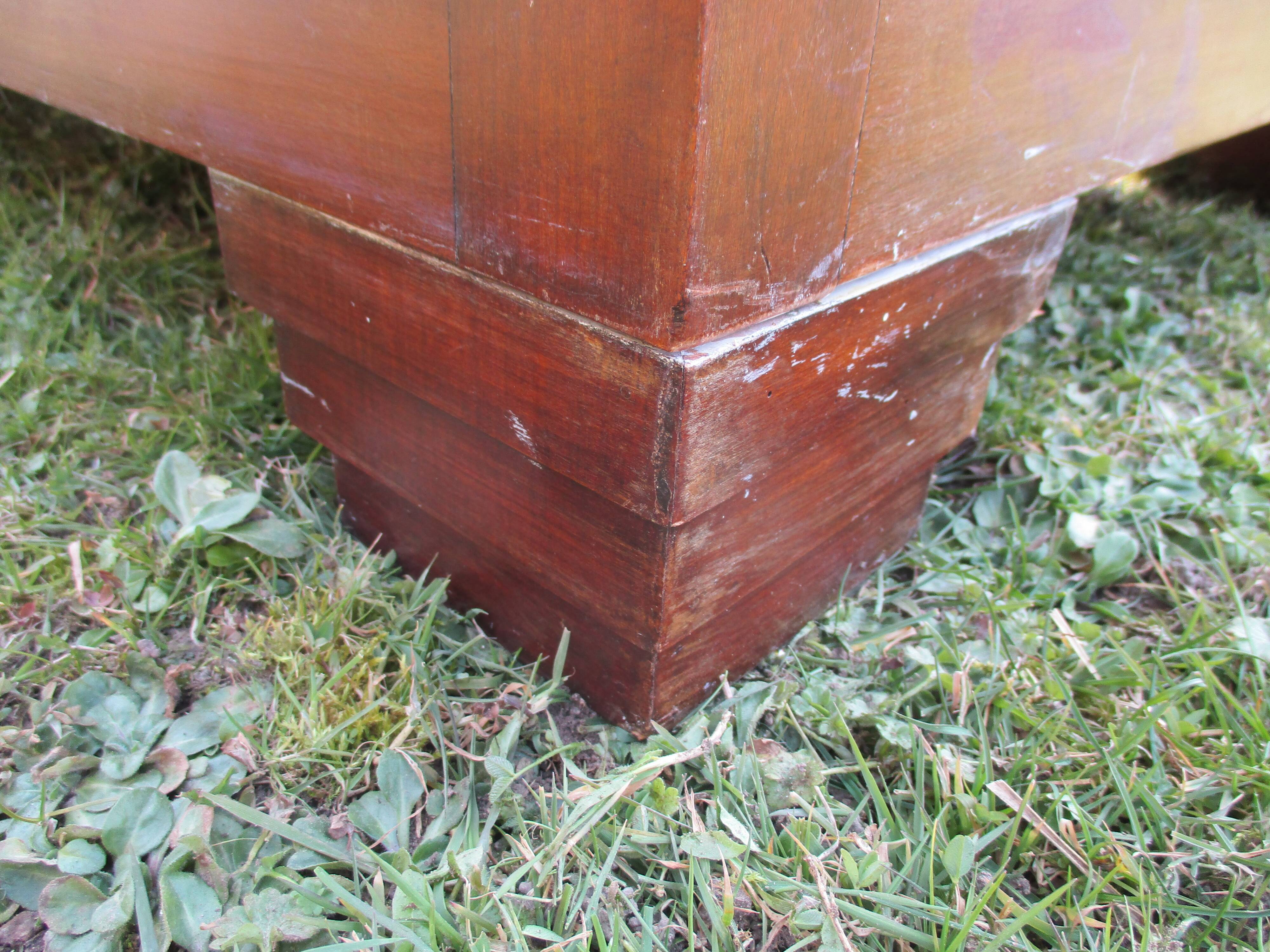 Antique Art Deco sofa bed