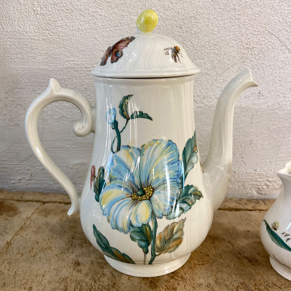Tea or coffee service Villeroy and Boch model "bouquet"