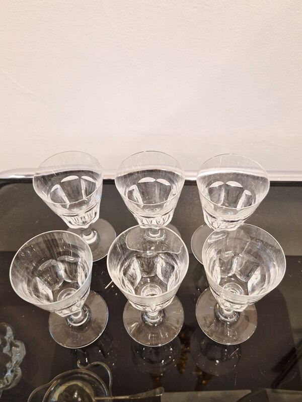 6 verres en cristal estampillé baccarat