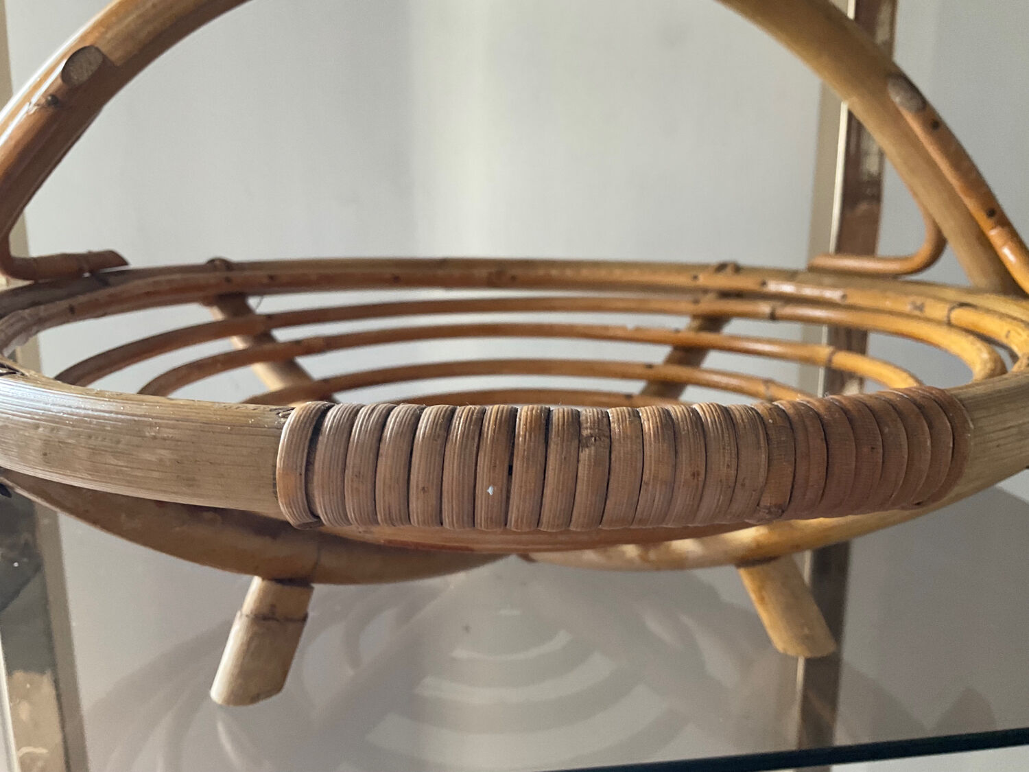 Vintage rattan basket 60s-70s