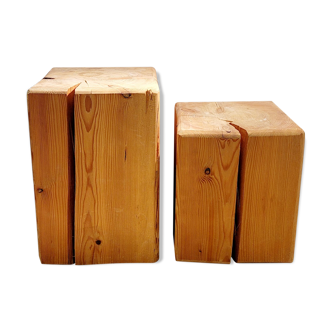 Lots de deux cubes en bois