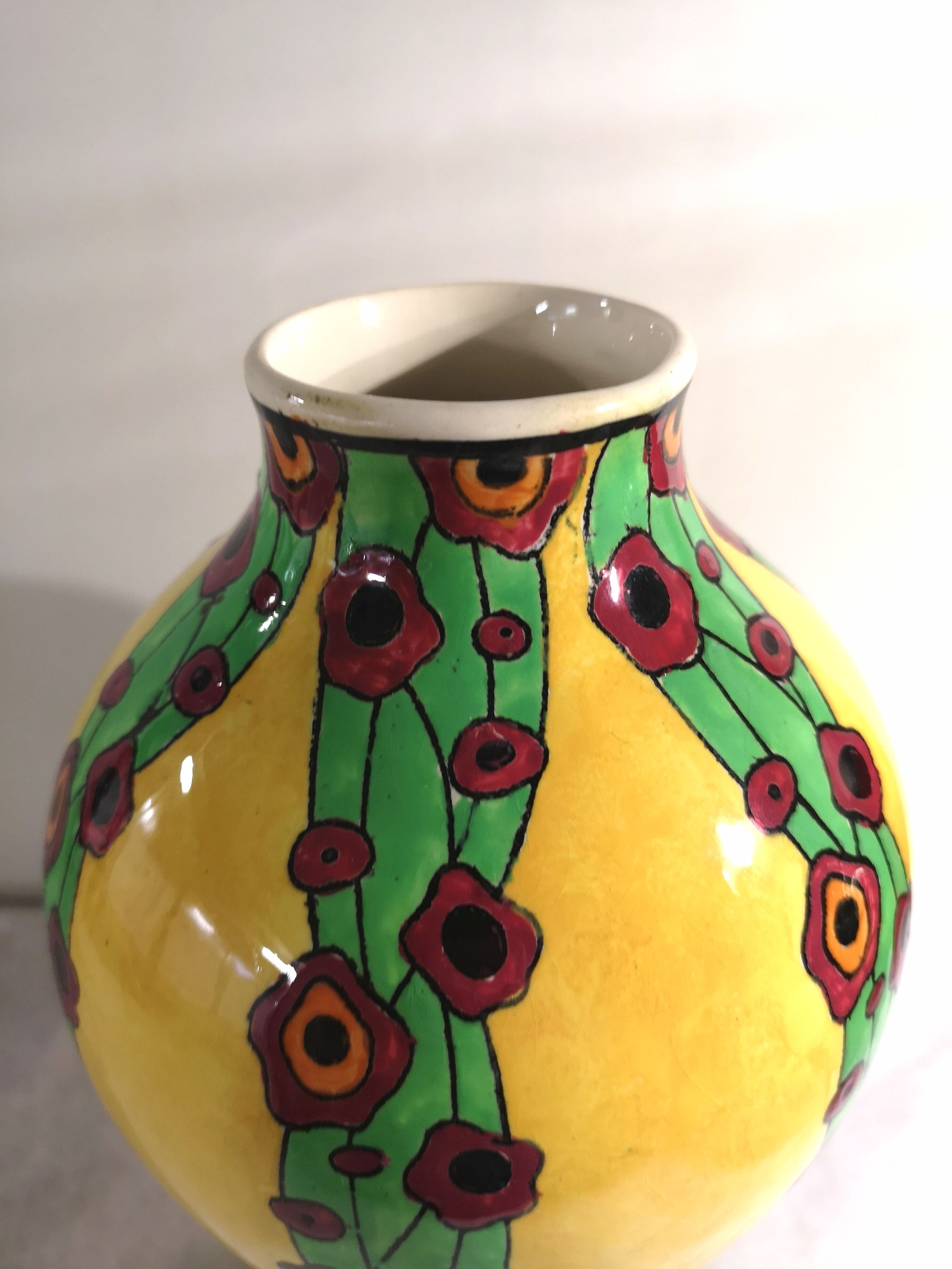 Art deco vase C. Catteau