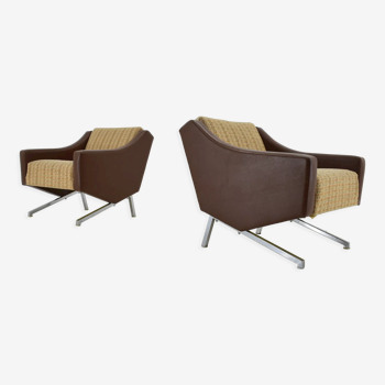 1960s pair of italian armchairs
