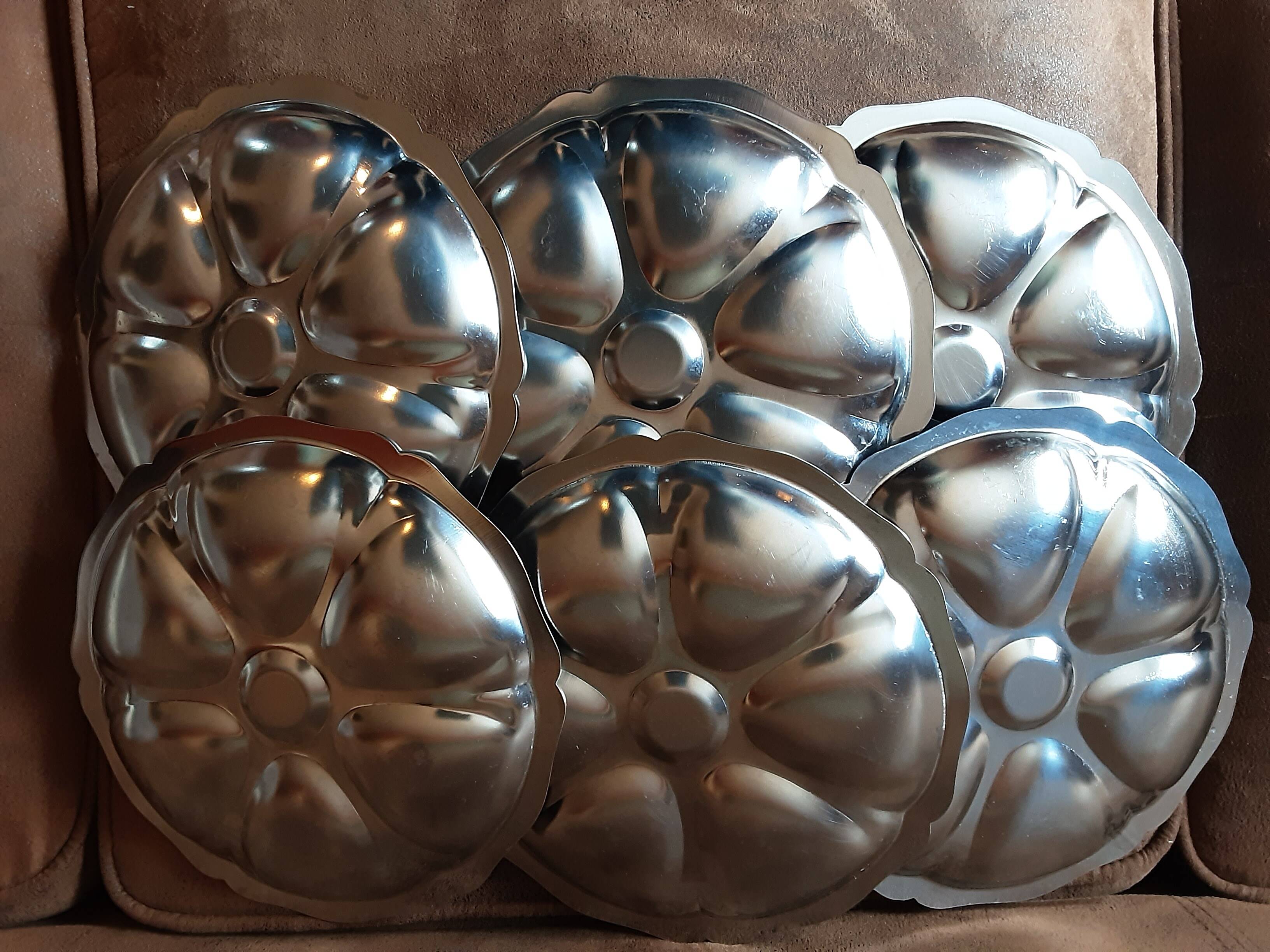 Set of 6 metal oyster plates