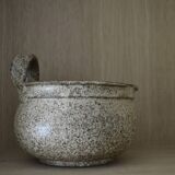 Stoneware salt hand