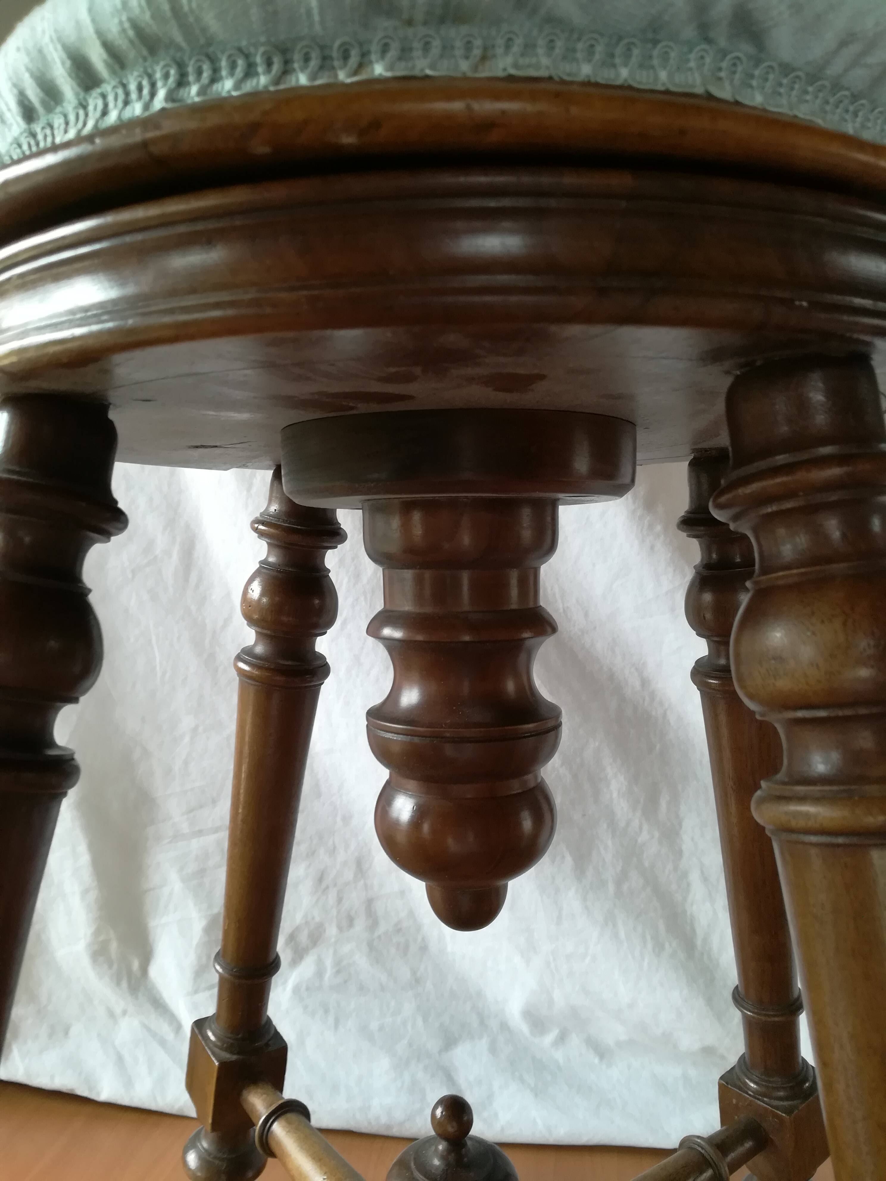 Vintage piano stool