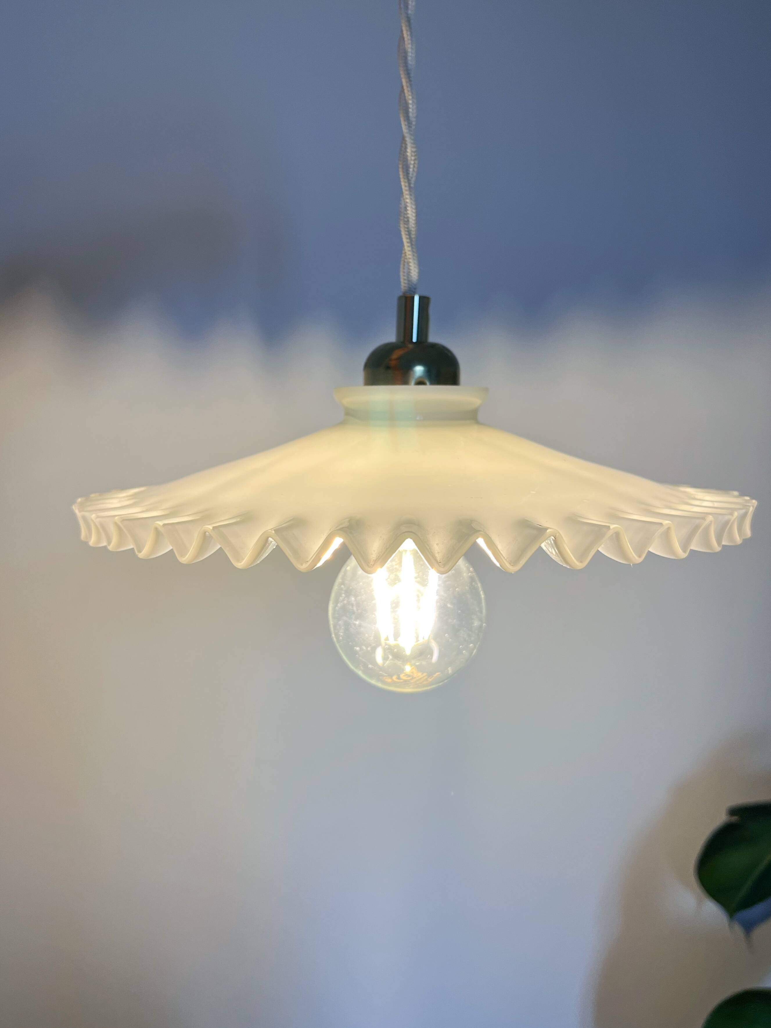 Vintage 1950s entirely white serrated opaline pendant light