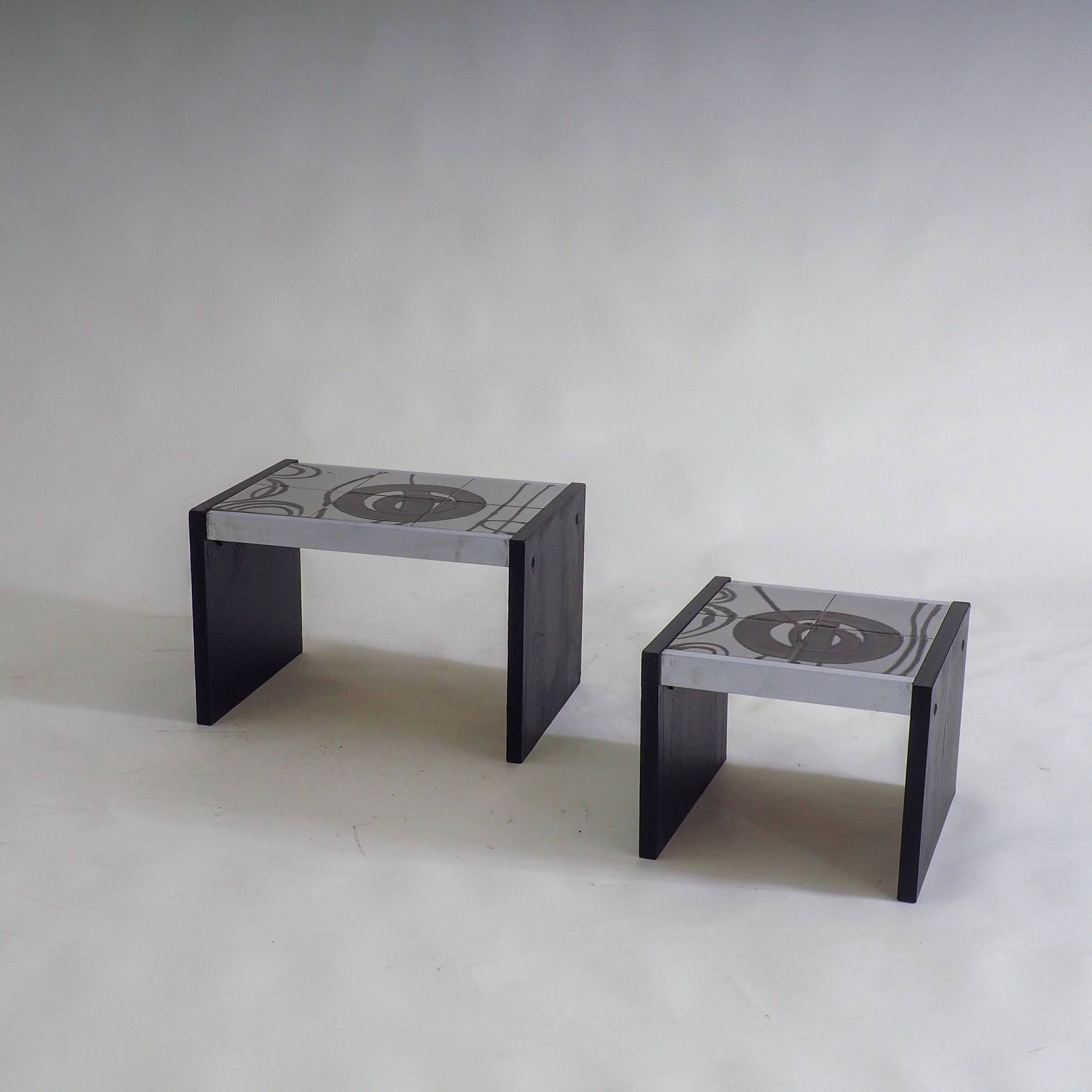 Set of 2 tiled nesting side tables