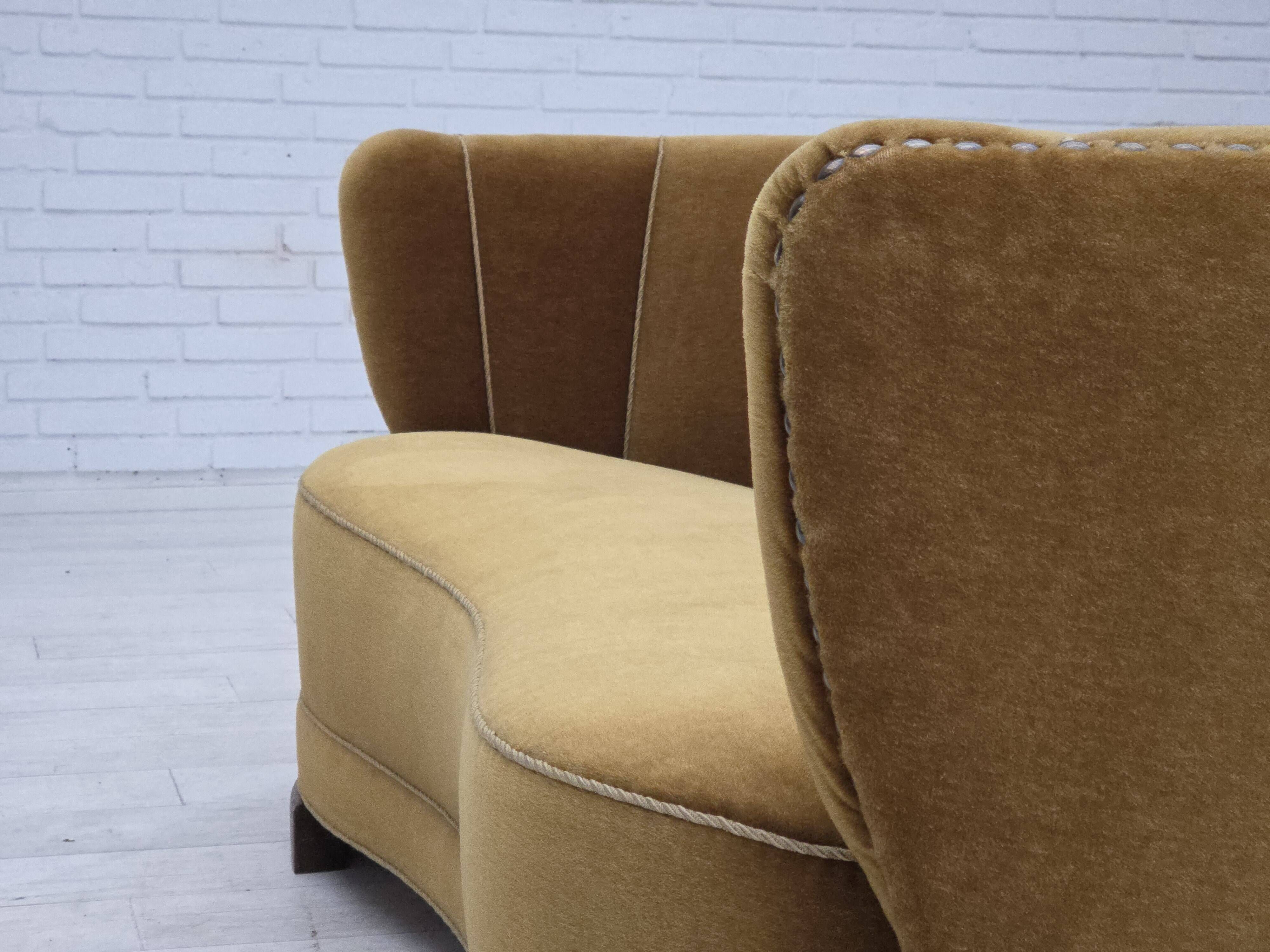 1960s, 2-seater Danish "Banan" sofa, original olive/green furniture velour.