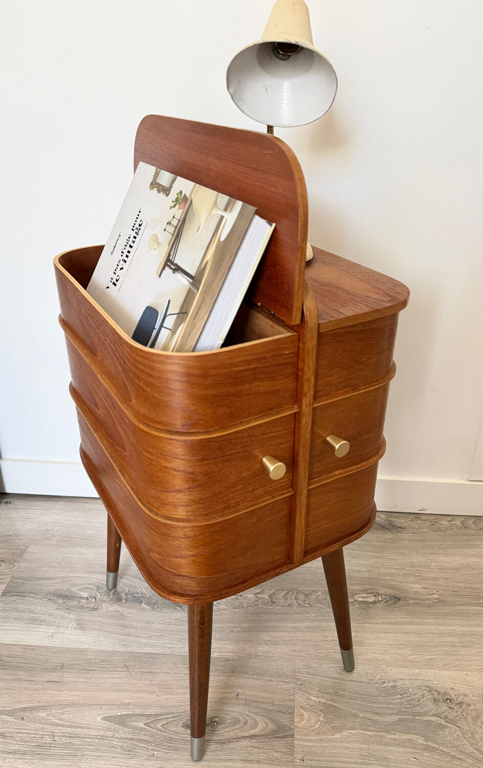 Table de chevet vintage style scandinave